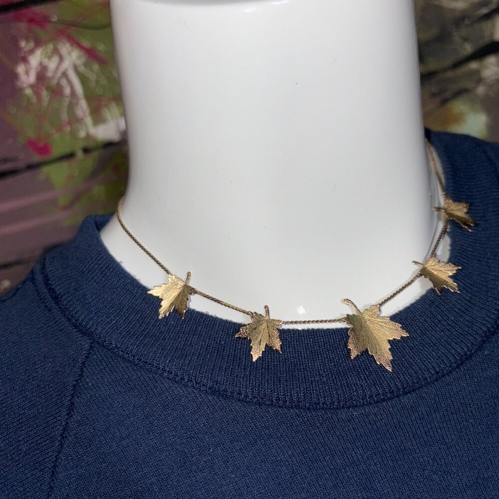 Vintage Gold Maple Leaf Neckpiece 15.25"